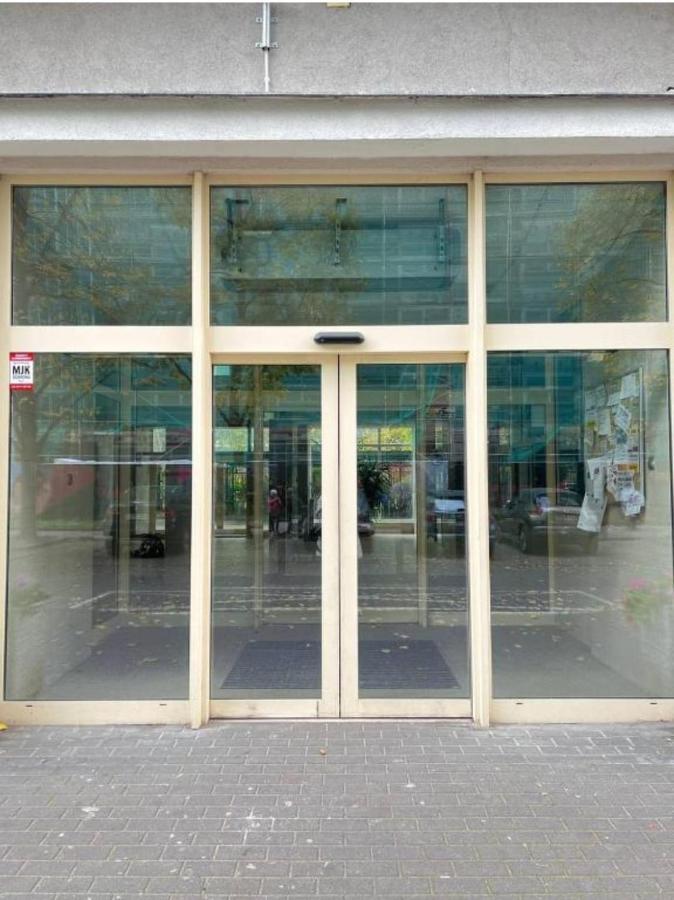 Ivory House Lägenhet Warszawa Exteriör bild
